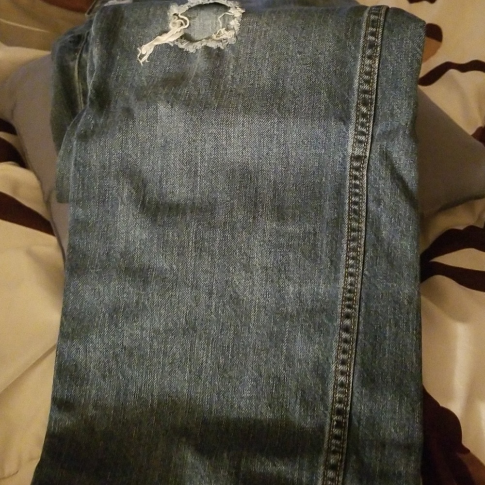 Jeans - Picture 2 of 4
